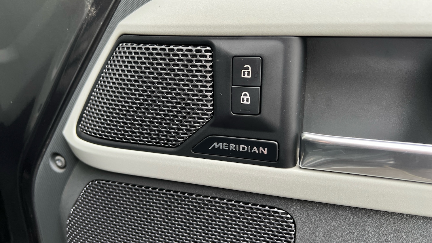 Used Land Rover Defender 2022 for sale - 76776340: Photo 33