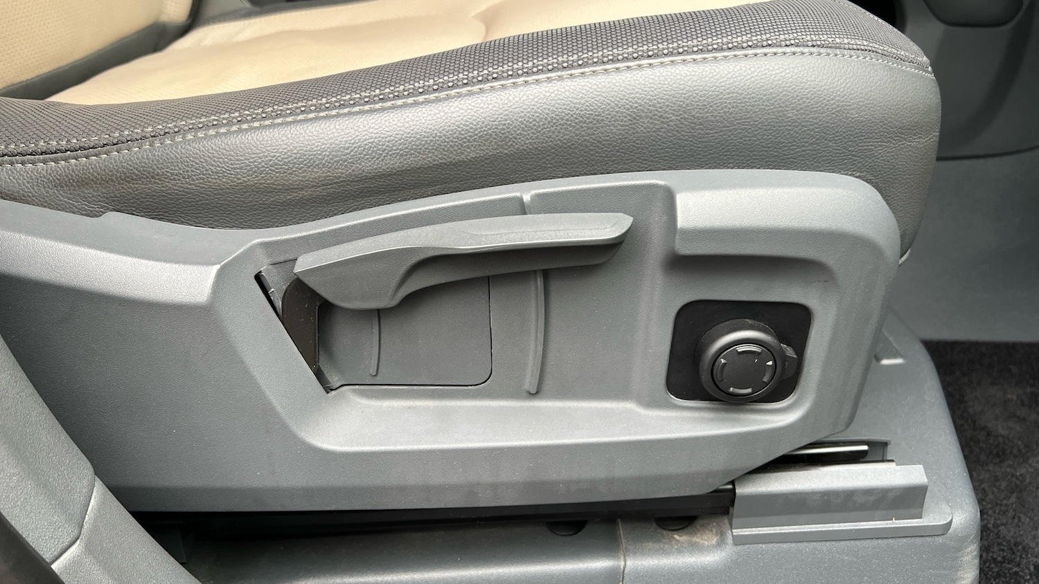 Used Land Rover Defender 2022 for sale - 76776340: Photo 34