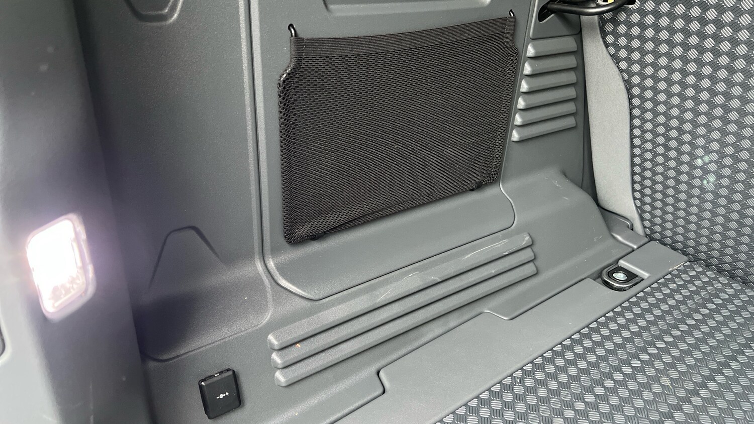 Used Land Rover Defender 2022 for sale - 76776340: Photo 41