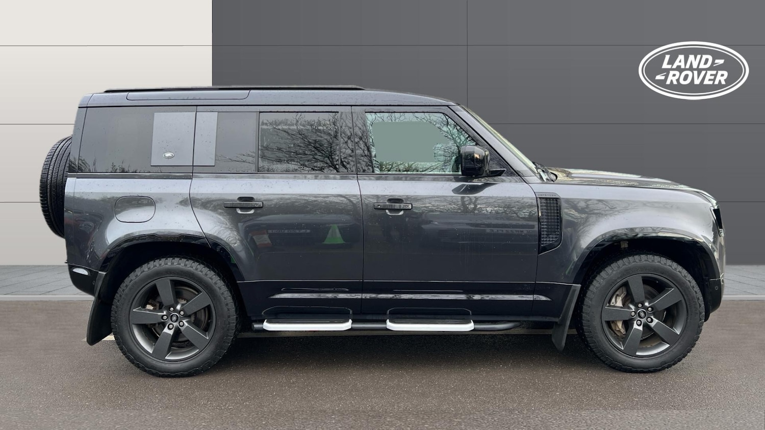 Used Land Rover Defender 2022 for sale - 76776340: Photo 5