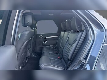 Used Land Rover Discovery 2023 for sale - 76352427: Photo