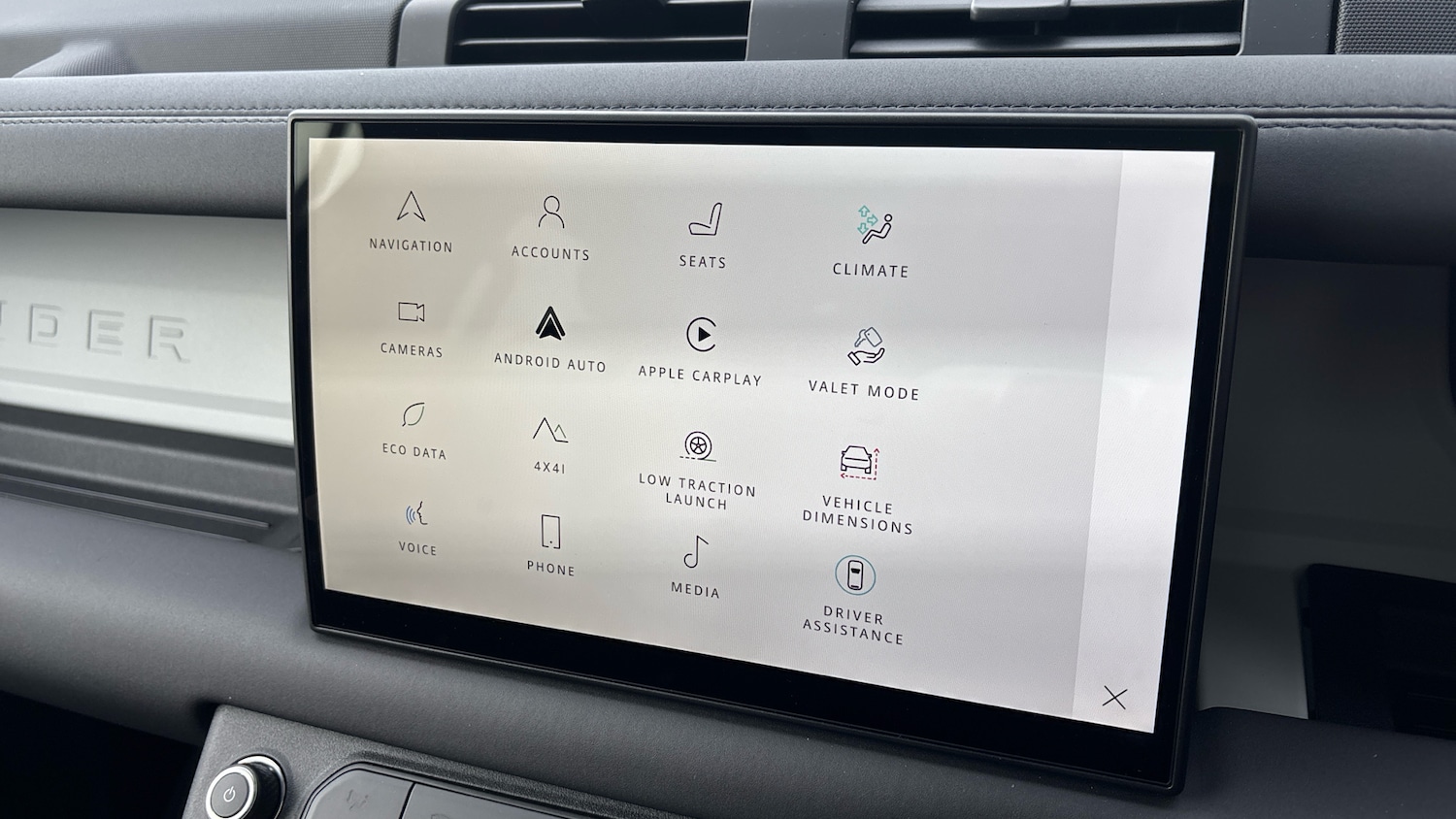 Used Land Rover Defender 2025 for sale - 77603579: Photo 43