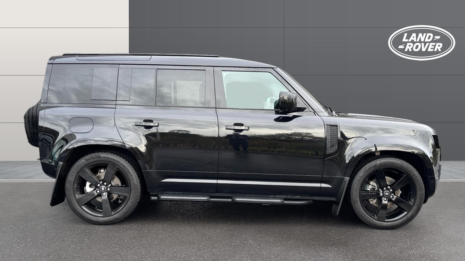 Used Land Rover Defender 2025 for sale - 77603579: Photo 5