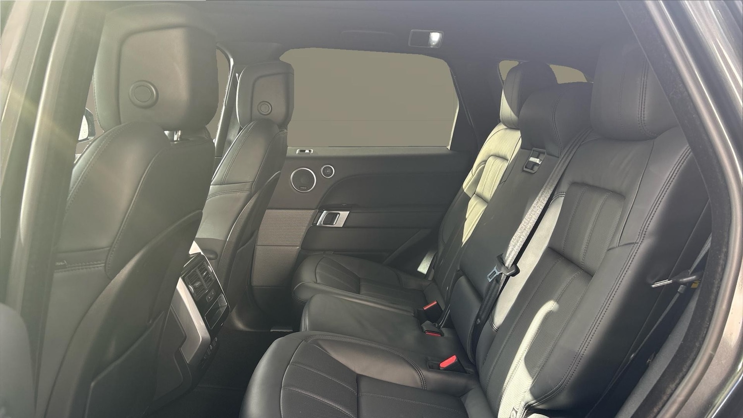 Used Land Rover Range Rover Sport 2022 for sale - 76748339: Photo 4