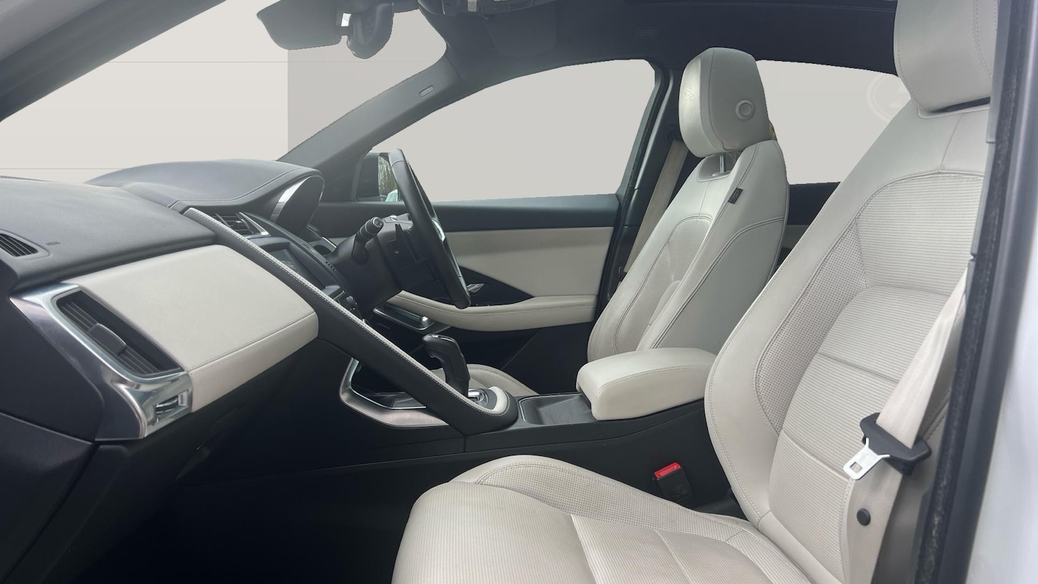 Used Jaguar E-Pace 2019 for sale - 77591257: Photo 3