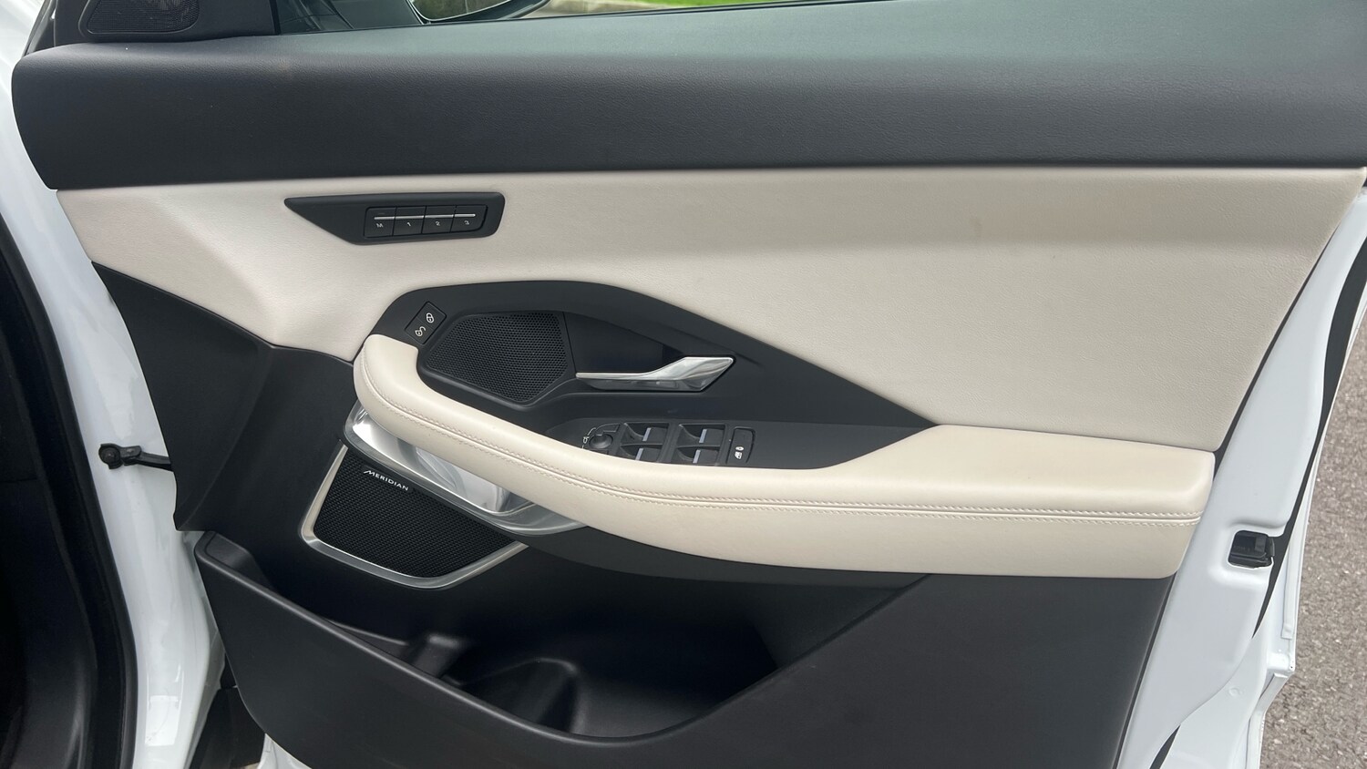 Used Jaguar E-Pace 2019 for sale - 77591257: Photo 36