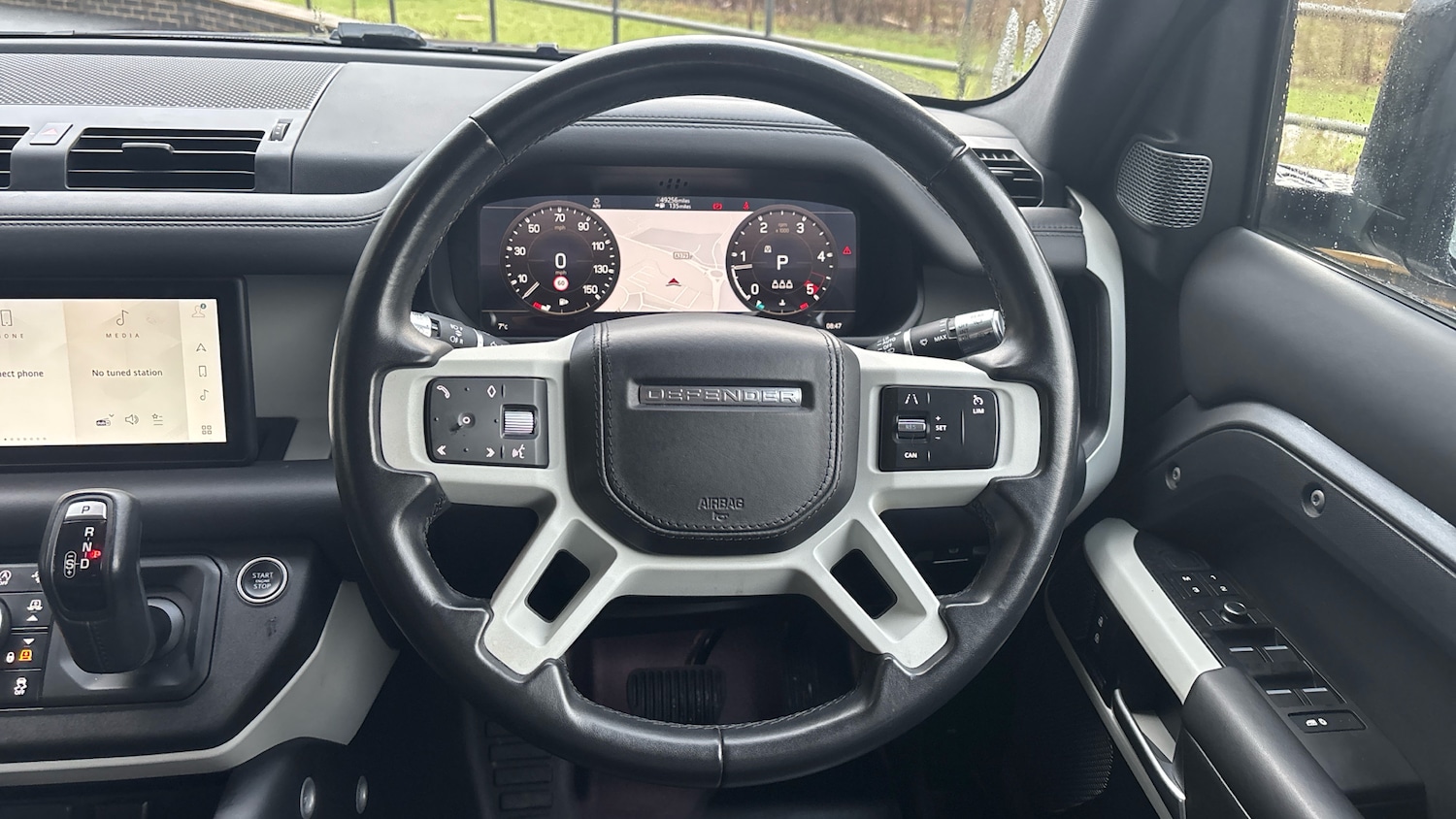 Used Land Rover Defender 2020 for sale - 77965649: Photo 15