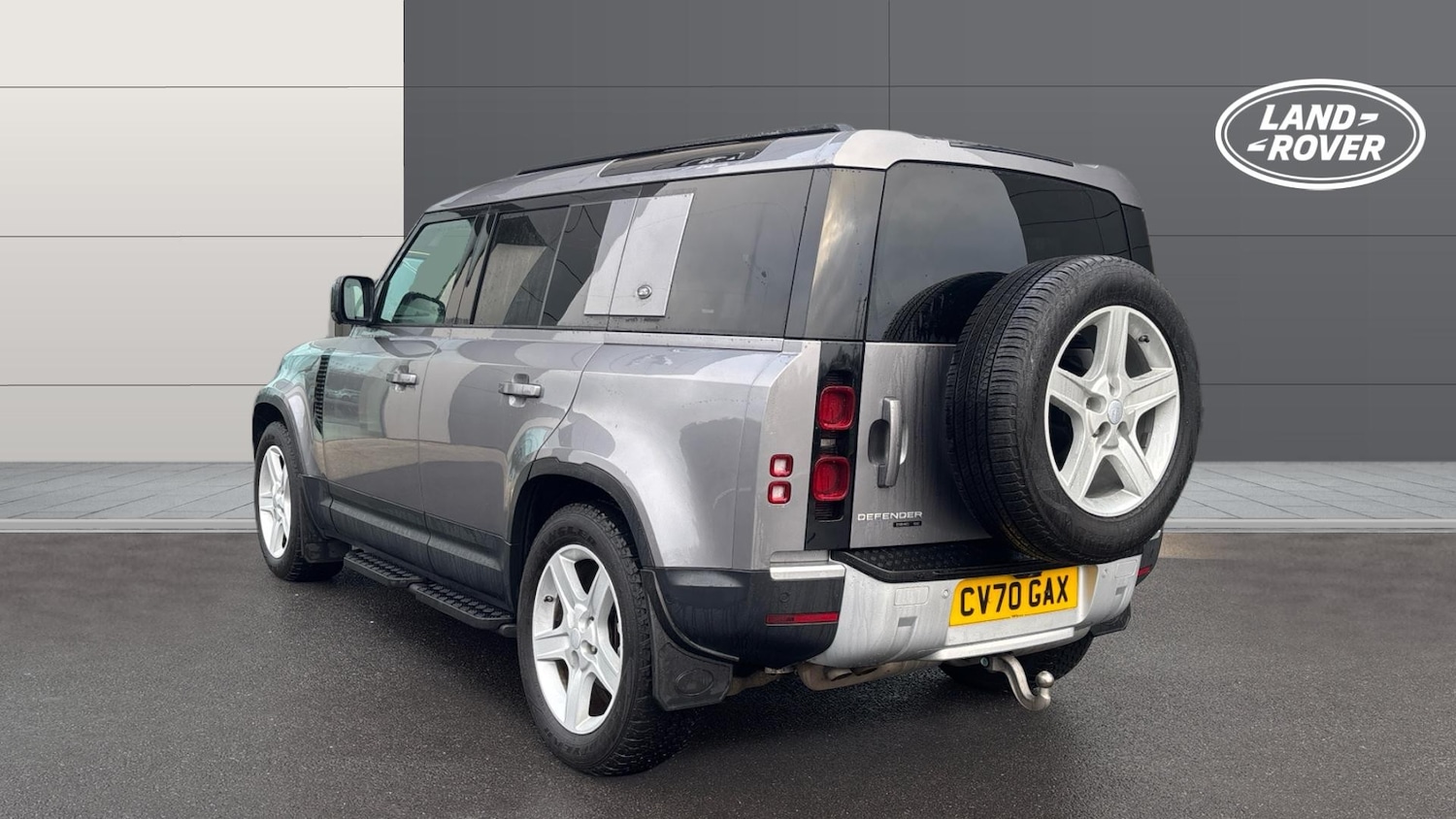 Used Land Rover Defender 2020 for sale - 77965649: Photo 2