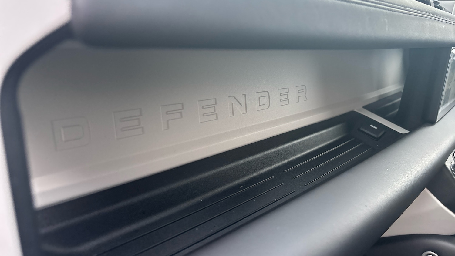 Used Land Rover Defender 2020 for sale - 77965649: Photo 41