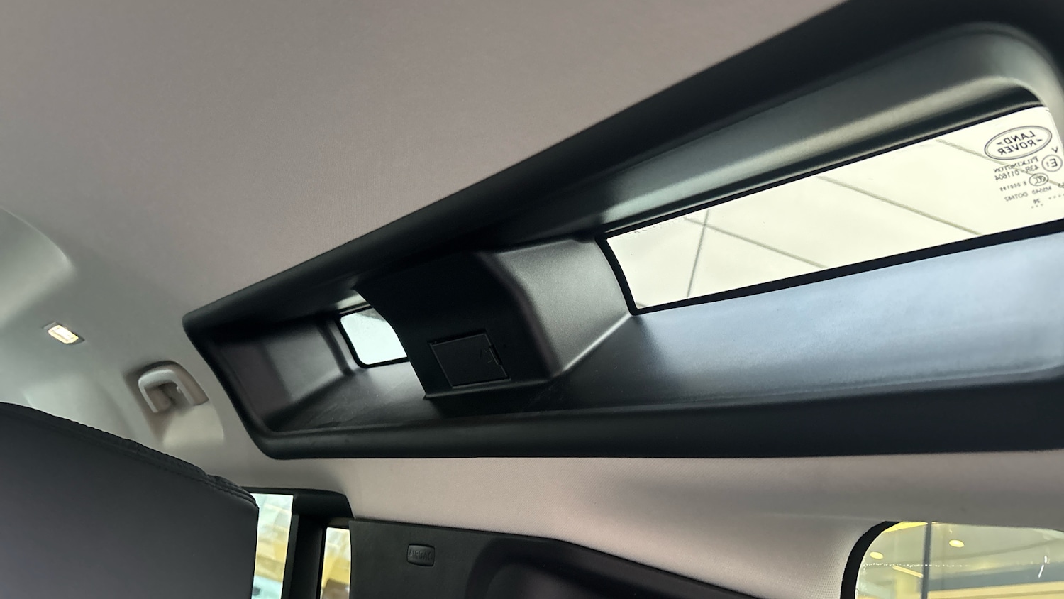 Used Land Rover Defender 2020 for sale - 77965649: Photo 44