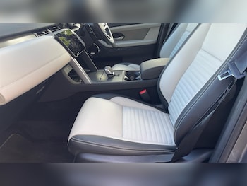 Used Land Rover Discovery Sport 2025 for sale - 76255276: Photo