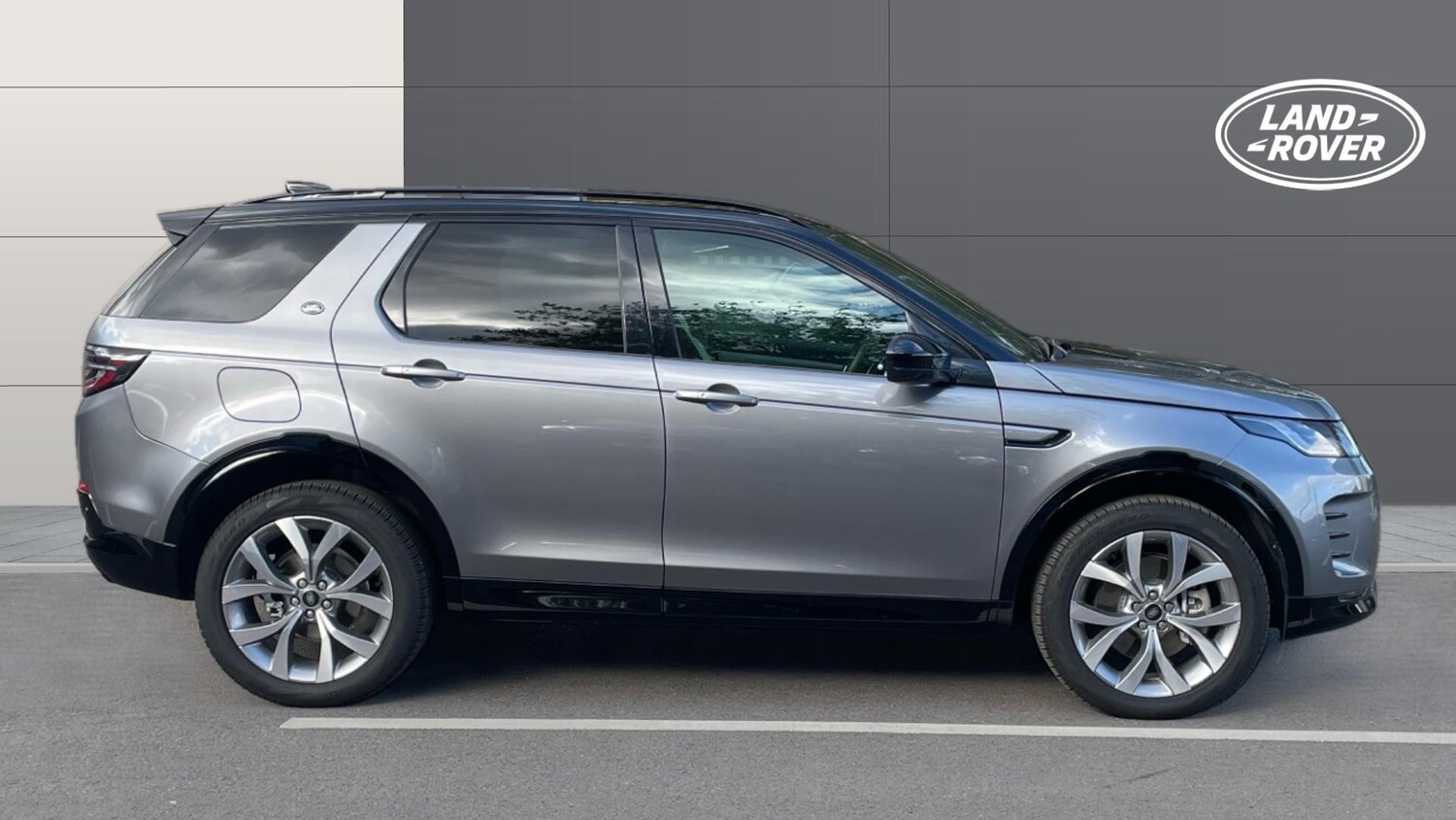 Used Land Rover Discovery Sport 2025 for sale - 76255276: Photo 5