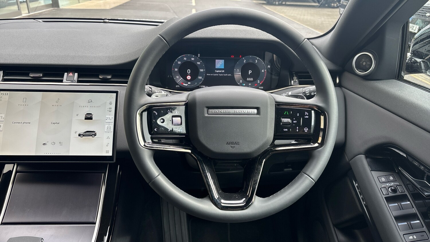 Used Land Rover Range Rover Evoque 2025 for sale - 76578056: Photo 15