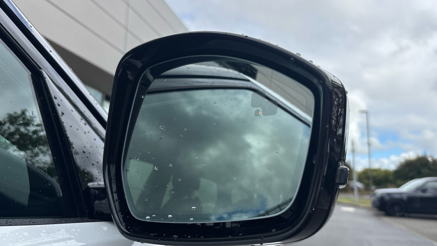 Used Land Rover Range Rover Evoque 2025 for sale - 76578056: Photo 22