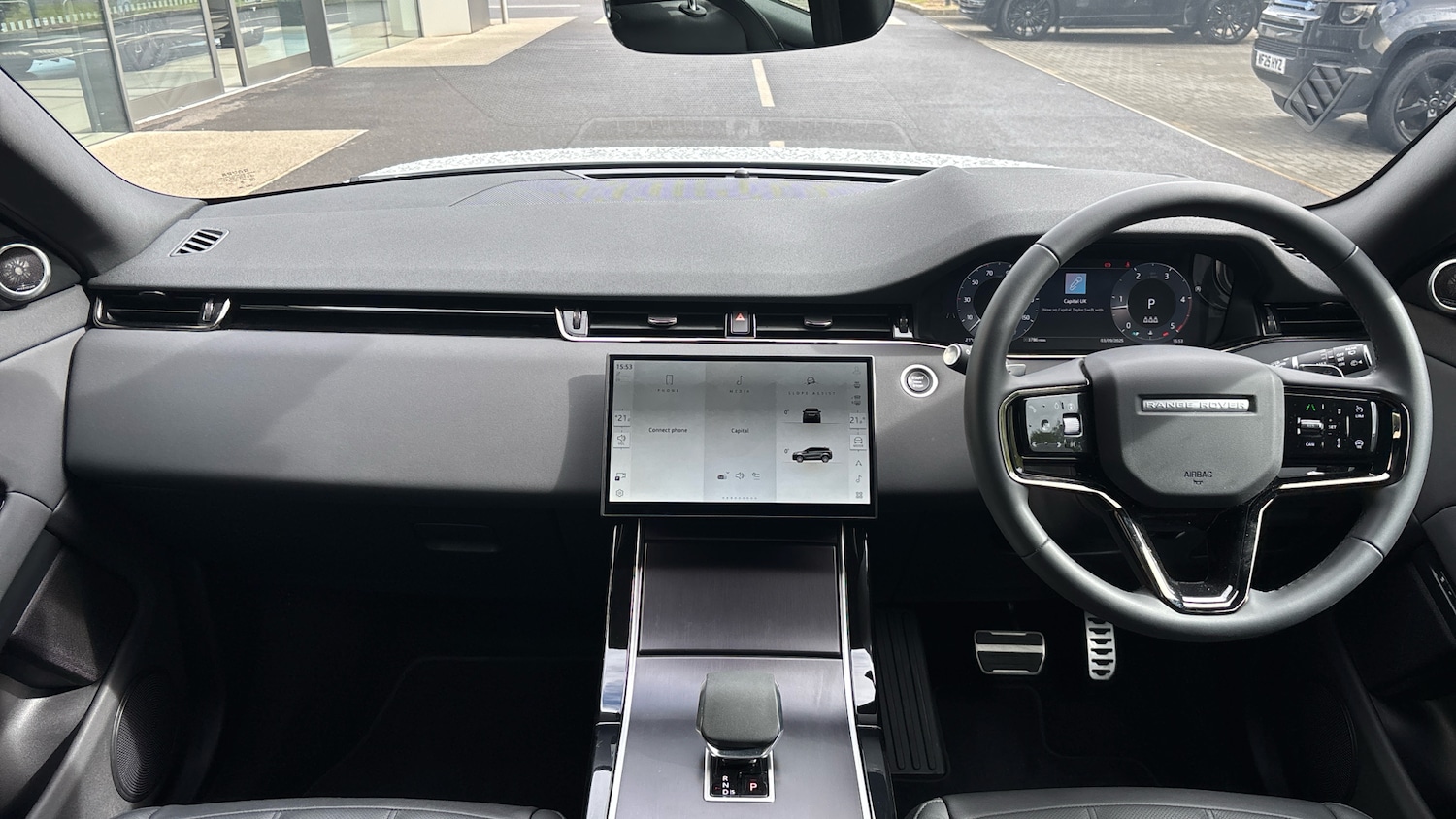 Used Land Rover Range Rover Evoque 2025 for sale - 76578056: Photo 9