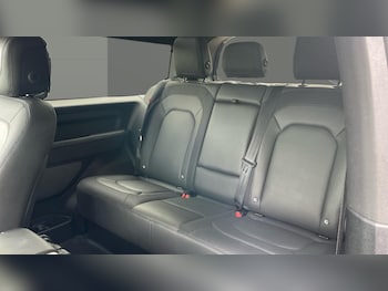 Used Land Rover Defender 2023 for sale - 79378529: Photo