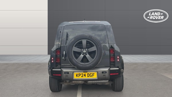 Used Land Rover Defender 2024 for sale - 76315276: Photo 6