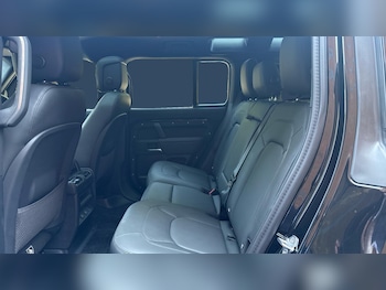 Used Land Rover Defender 2025 for sale - 79195730: Photo