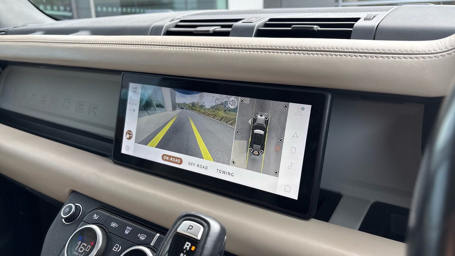 Used Land Rover Defender 2021 for sale - 76960642: Photo 12