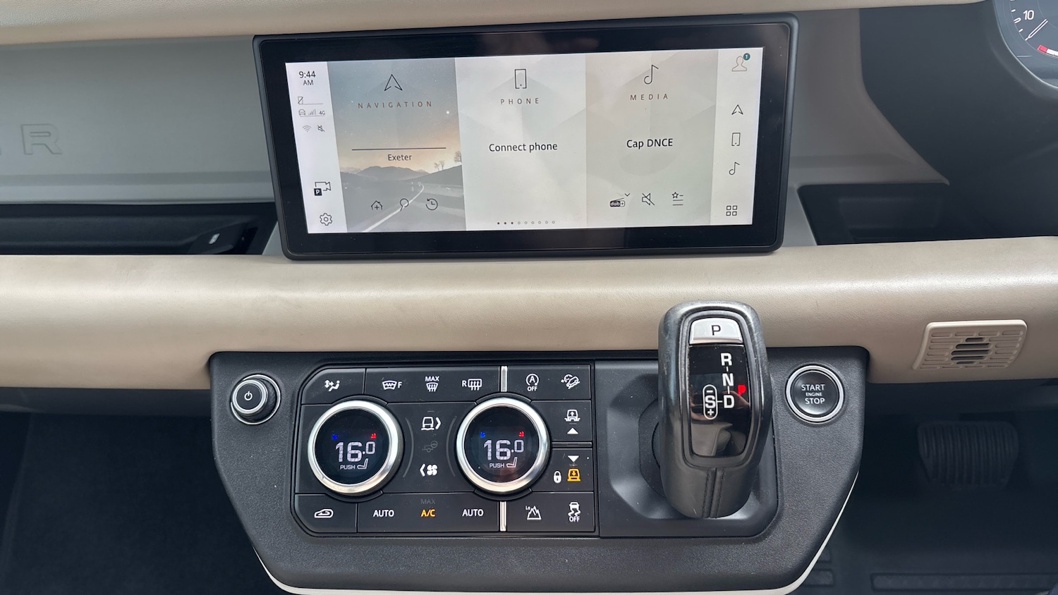 Used Land Rover Defender 2021 for sale - 76960642: Photo 14