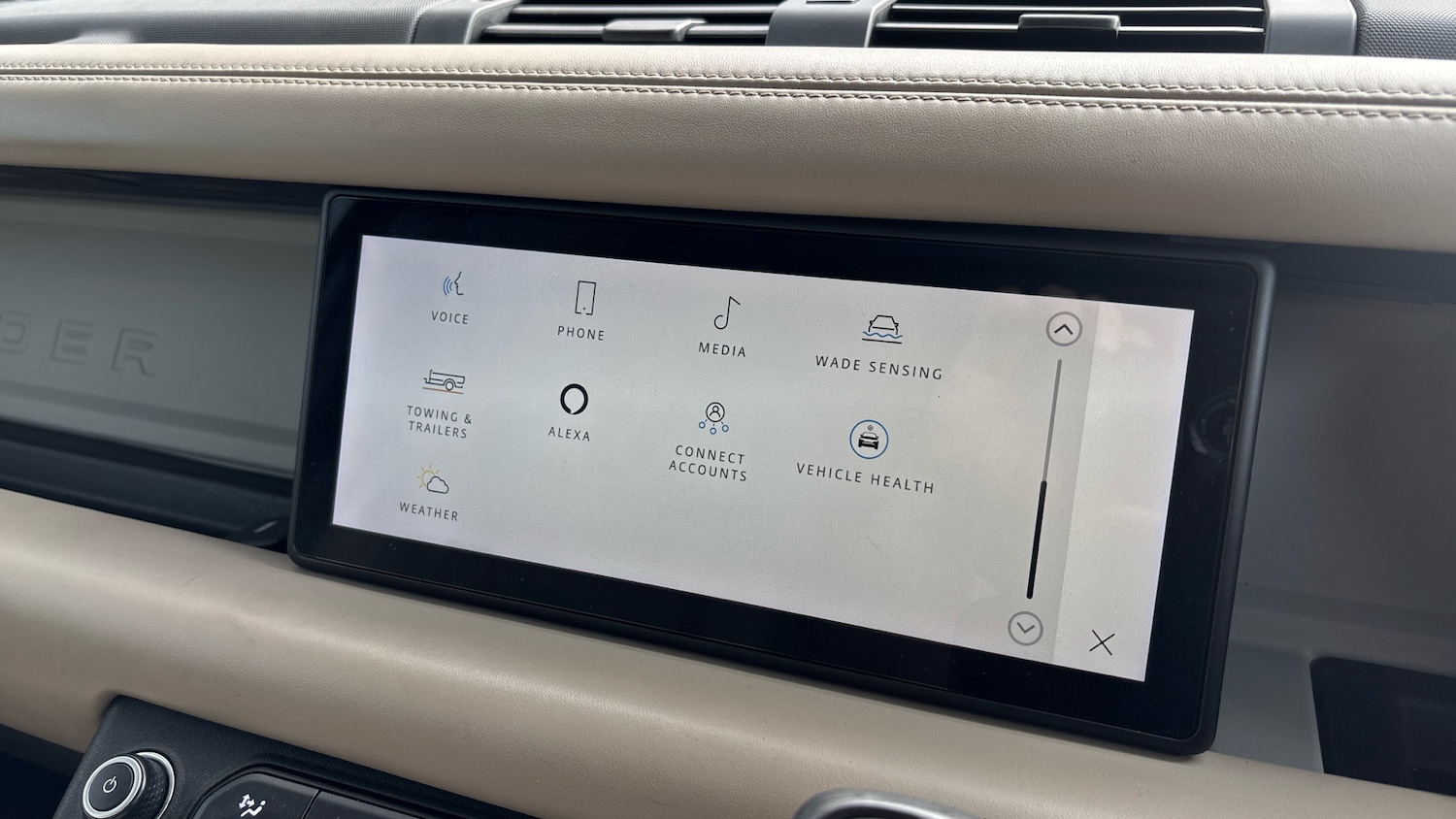 Used Land Rover Defender 2021 for sale - 76960642: Photo 27