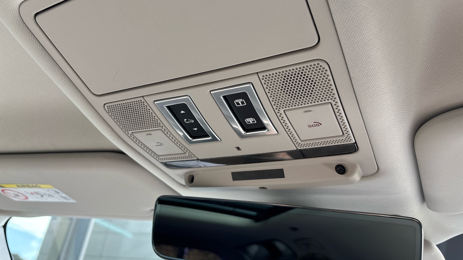 Used Land Rover Defender 2021 for sale - 76960642: Photo 33