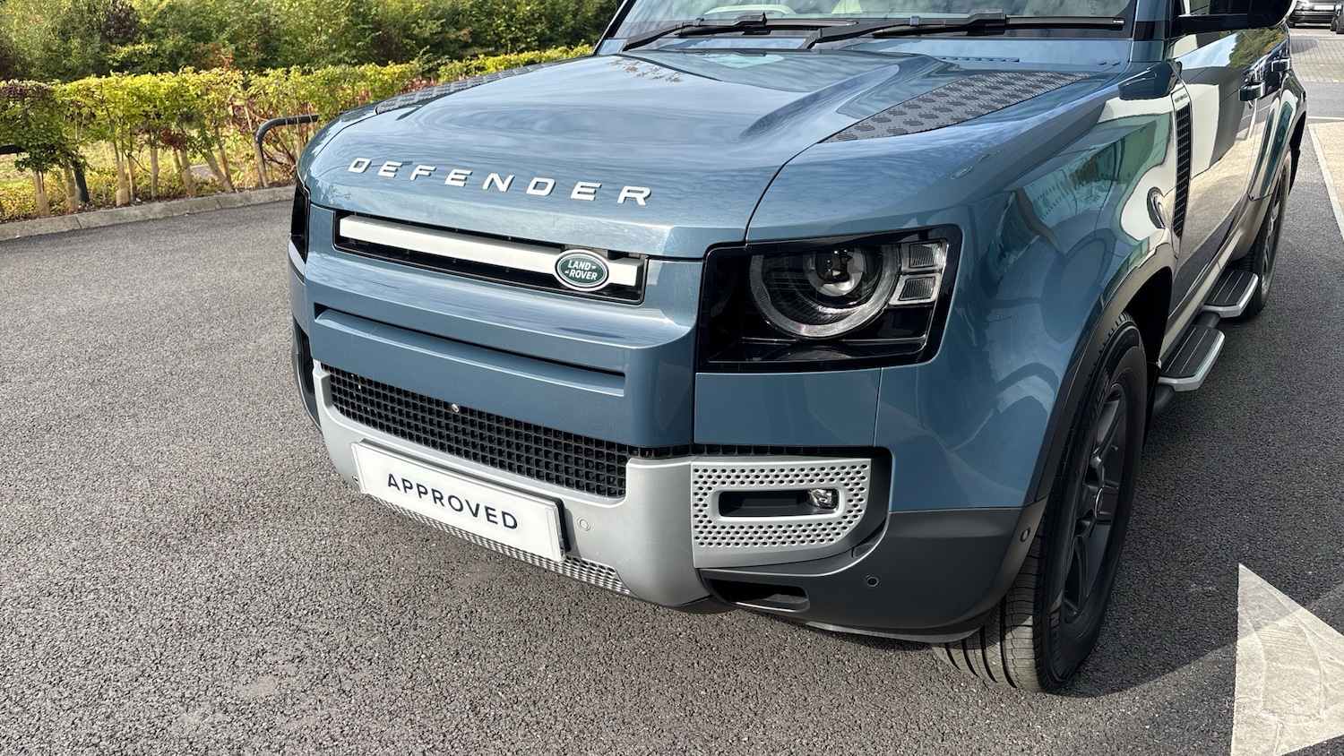 Used Land Rover Defender 2021 for sale - 76960642: Photo 44