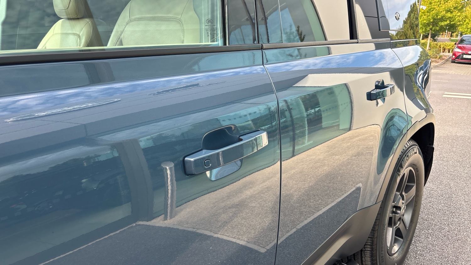 Used Land Rover Defender 2021 for sale - 76960642: Photo 47