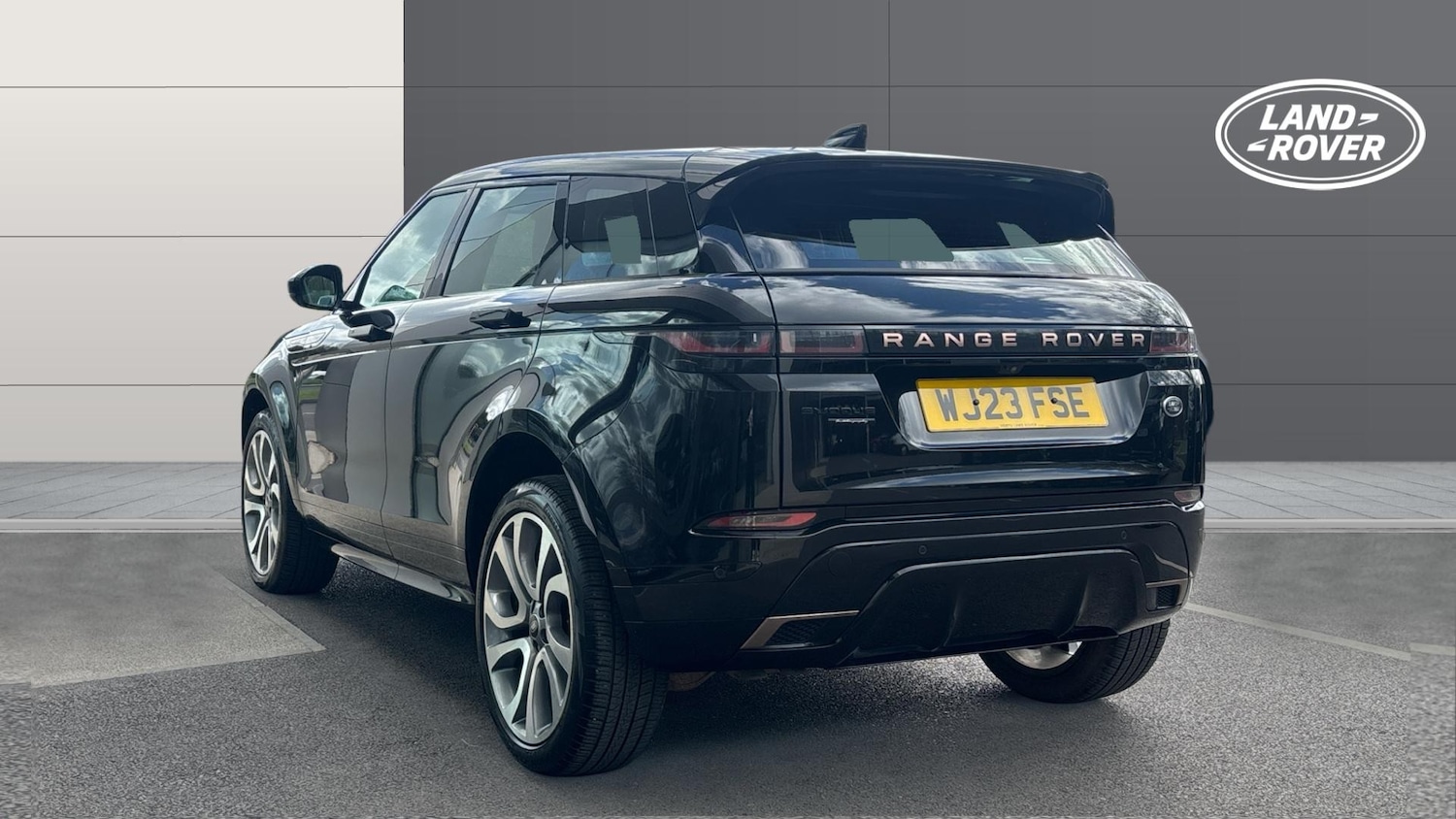 Used Land Rover Range Rover Evoque 2023 for sale - 78027079: Photo 2