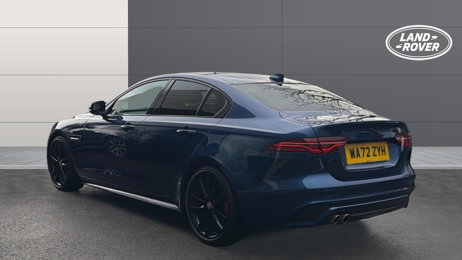 Used Jaguar XE 2022 for sale - 77595183: Photo 2