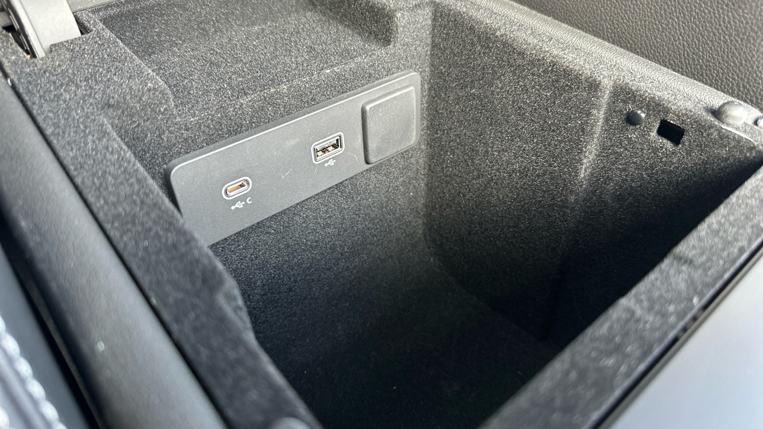 Used Jaguar XE 2022 for sale - 77595183: Photo 26