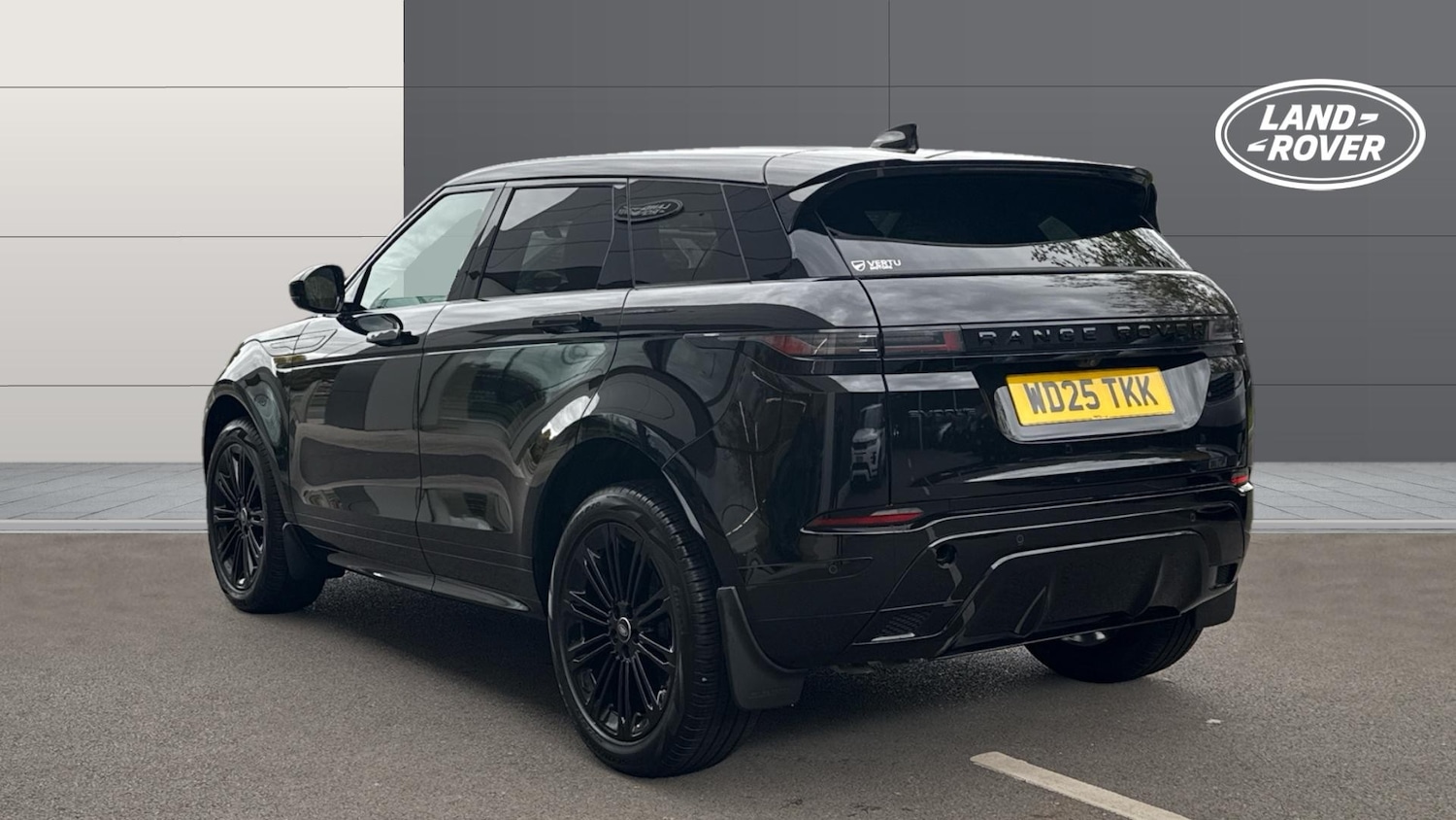 Used Land Rover Range Rover Evoque 2025 for sale - 76366230: Photo 2