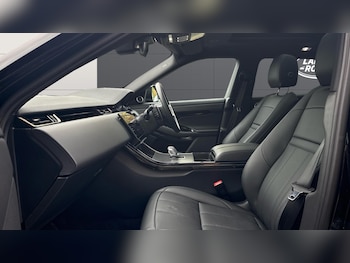 Used Land Rover Range Rover Evoque 2025 for sale - 76366230: Photo