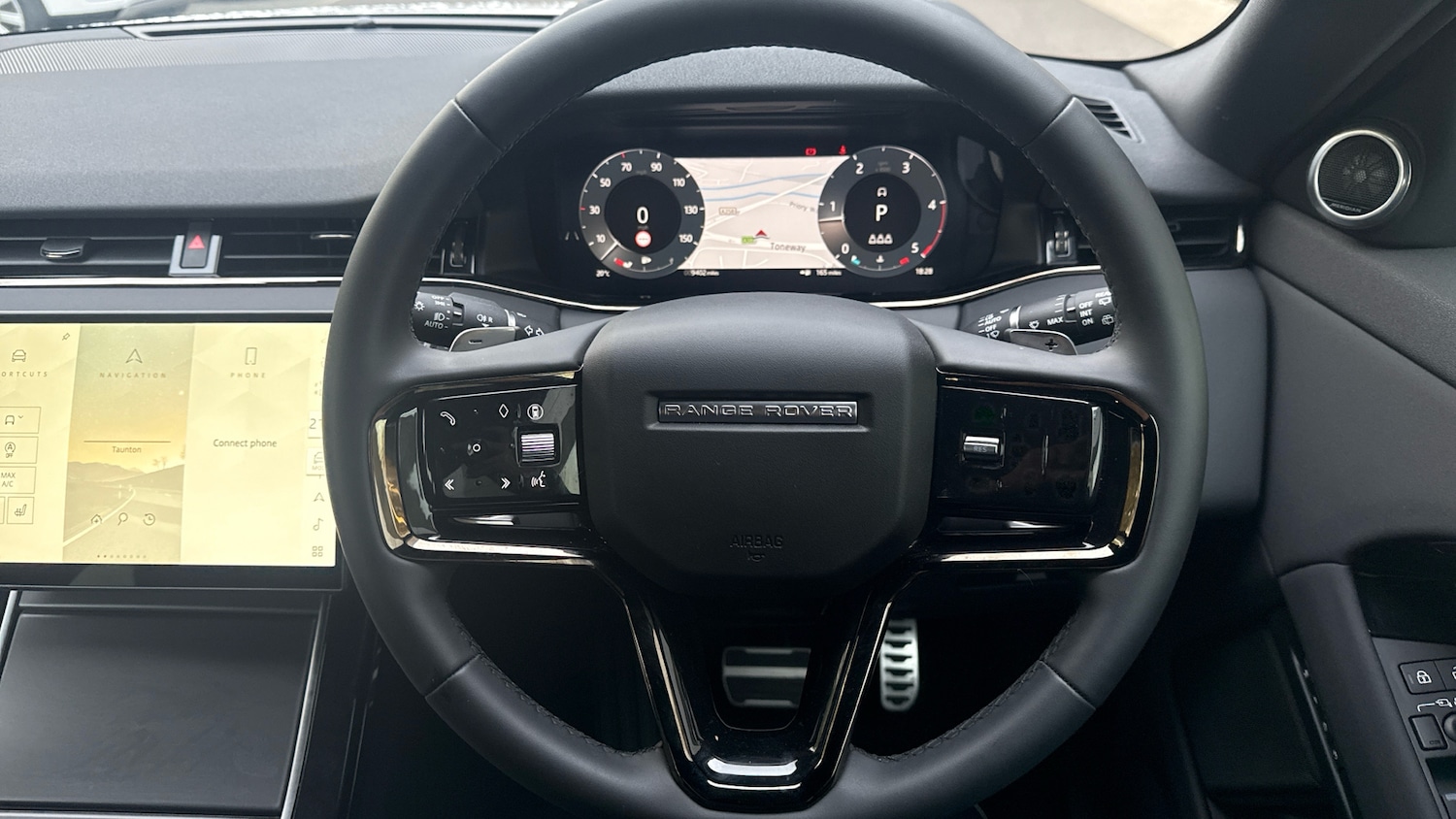 Used Land Rover Range Rover Evoque 2025 for sale - 76818695: Photo 15