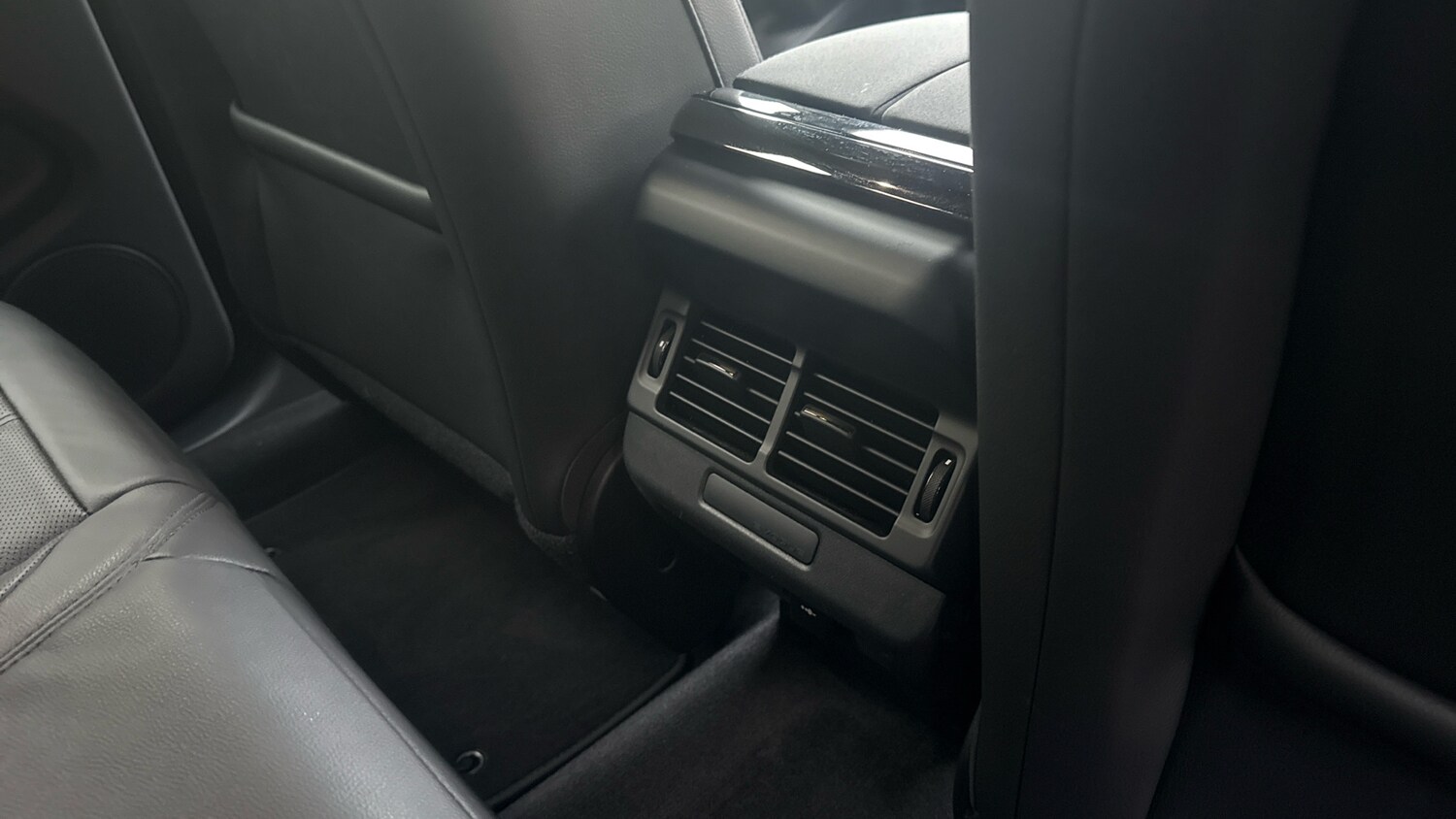 Used Land Rover Range Rover Evoque 2025 for sale - 76818695: Photo 18