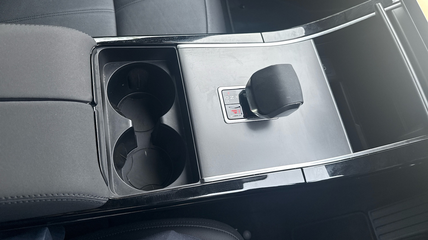 Used Land Rover Range Rover Evoque 2025 for sale - 76818695: Photo 34