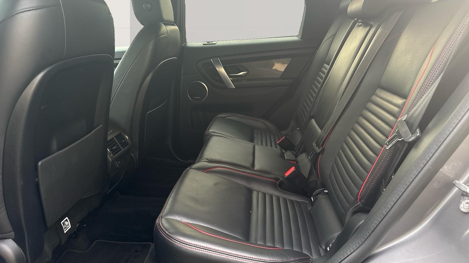 Used Land Rover Discovery Sport 2020 for sale - 77502549: Photo 4