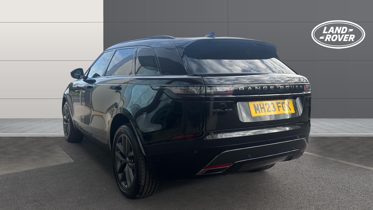 Used Land Rover Range Rover Velar 2023 for sale - 78004272: Photo 2