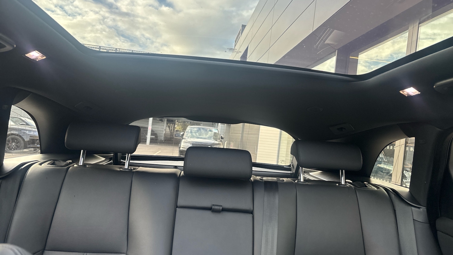 Used Land Rover Range Rover Velar 2023 for sale - 78004272: Photo 25