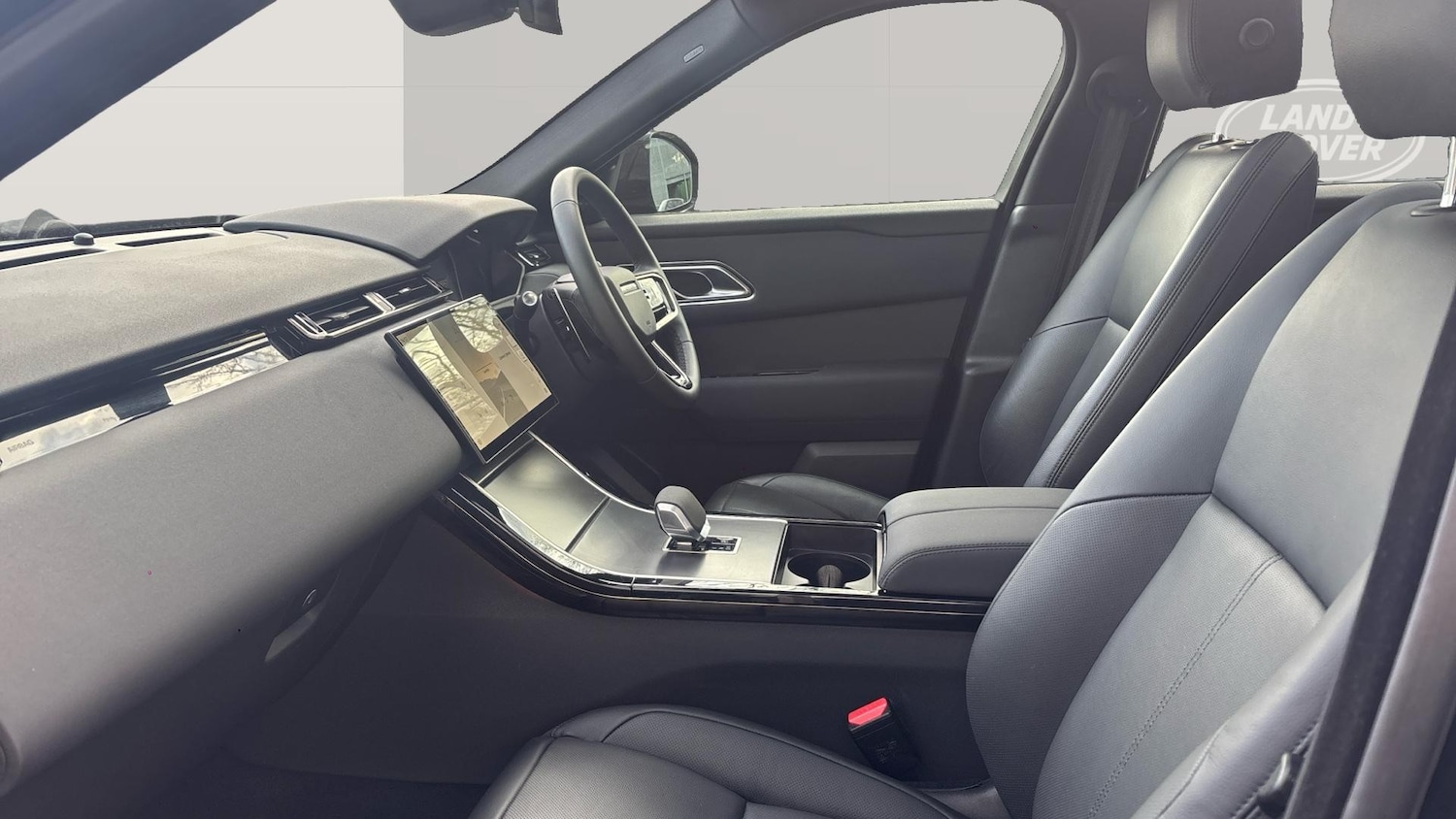 Used Land Rover Range Rover Velar 2023 for sale - 78004272: Photo 3