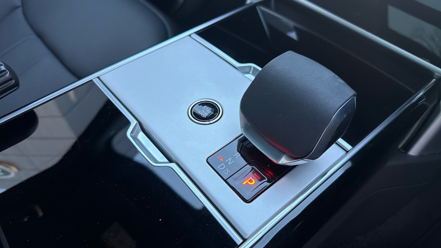 Used Land Rover Range Rover 2025 for sale - 77107498: Photo 13