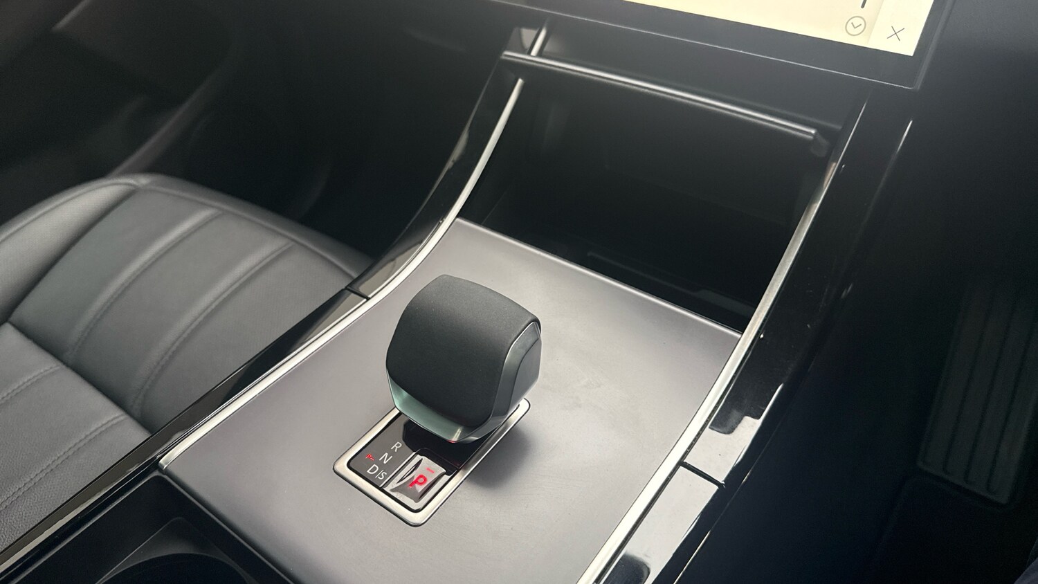 Used Land Rover Range Rover Evoque 2025 for sale - 76219005: Photo 13