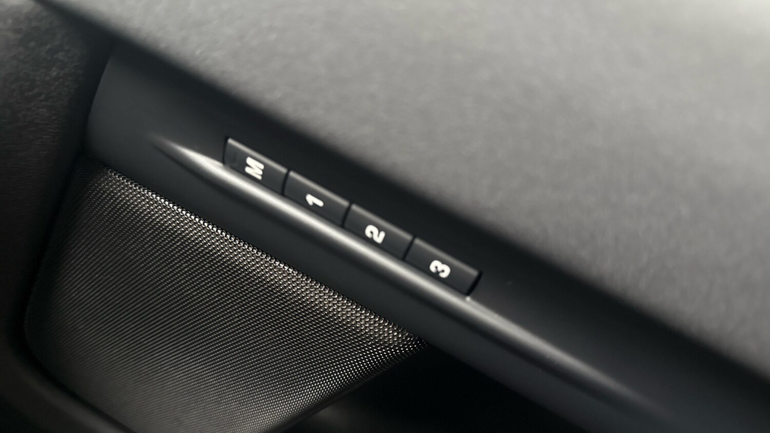 Used Land Rover Range Rover Evoque 2025 for sale - 76219005: Photo 23