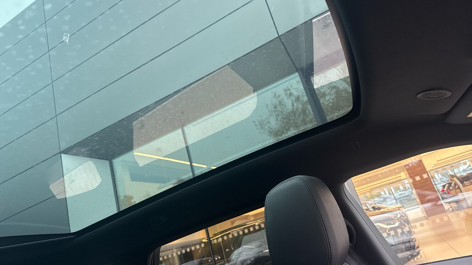 Used Land Rover Range Rover Evoque 2025 for sale - 76219005: Photo 32