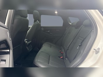 Used Land Rover Range Rover Evoque 2025 for sale - 76219005: Photo
