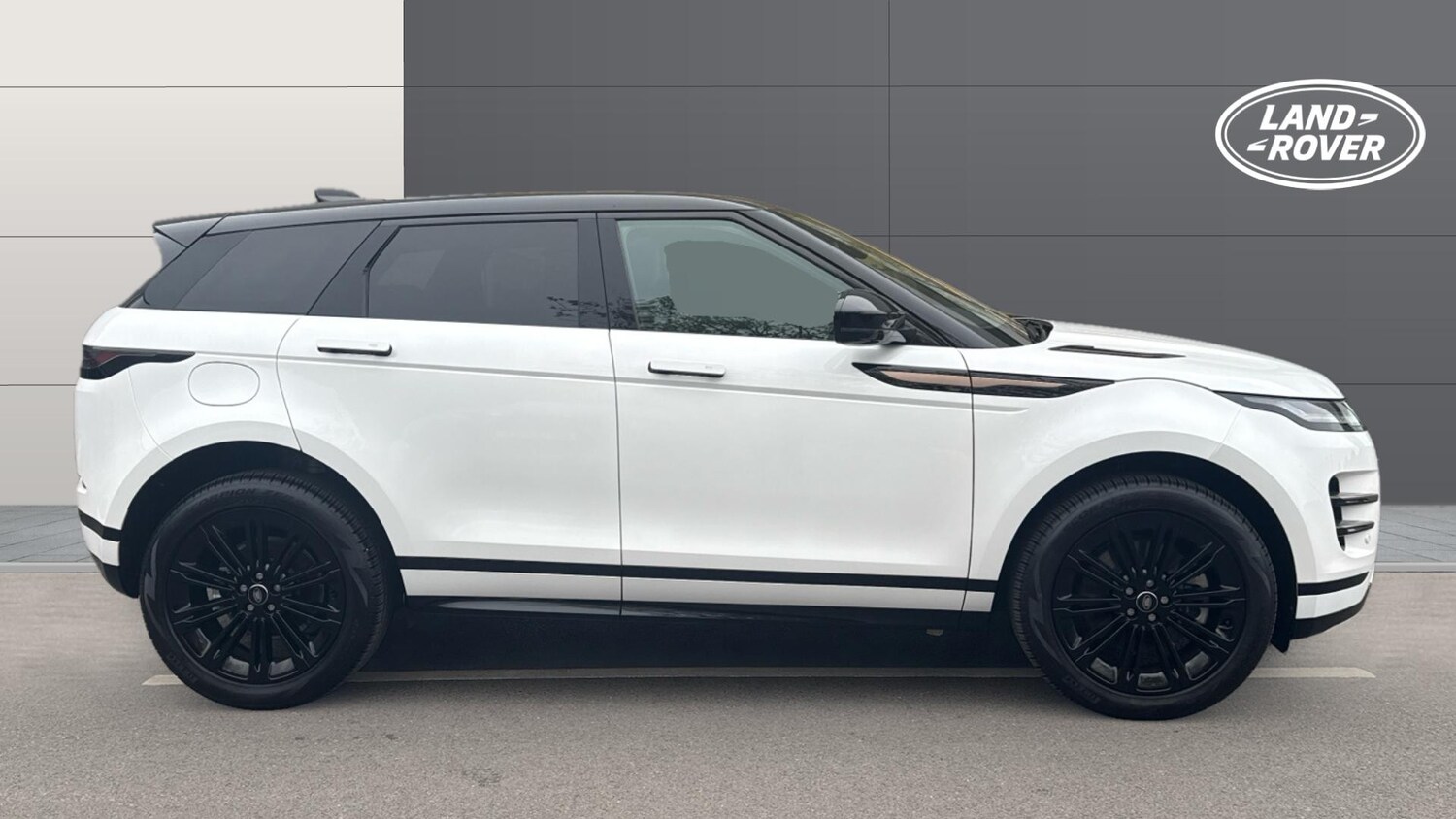 Used Land Rover Range Rover Evoque 2025 for sale - 76219005: Photo 5