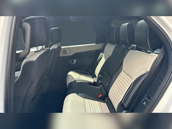 Used Land Rover Discovery 2021 for sale - 78281275: Photo