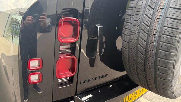 Used Land Rover Defender 2025 for sale - 76219008: Photo 19