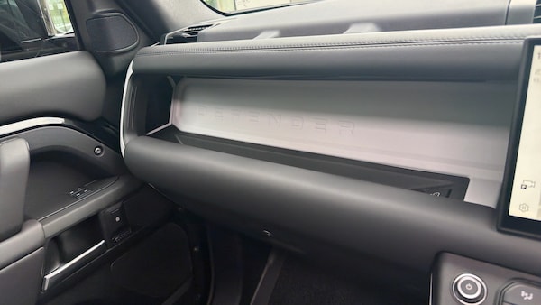Used Land Rover Defender 2025 for sale - 76219008: Photo 23