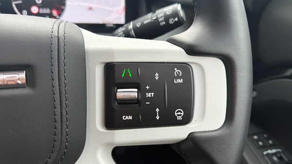 Used Land Rover Defender 2025 for sale - 76219008: Photo 26
